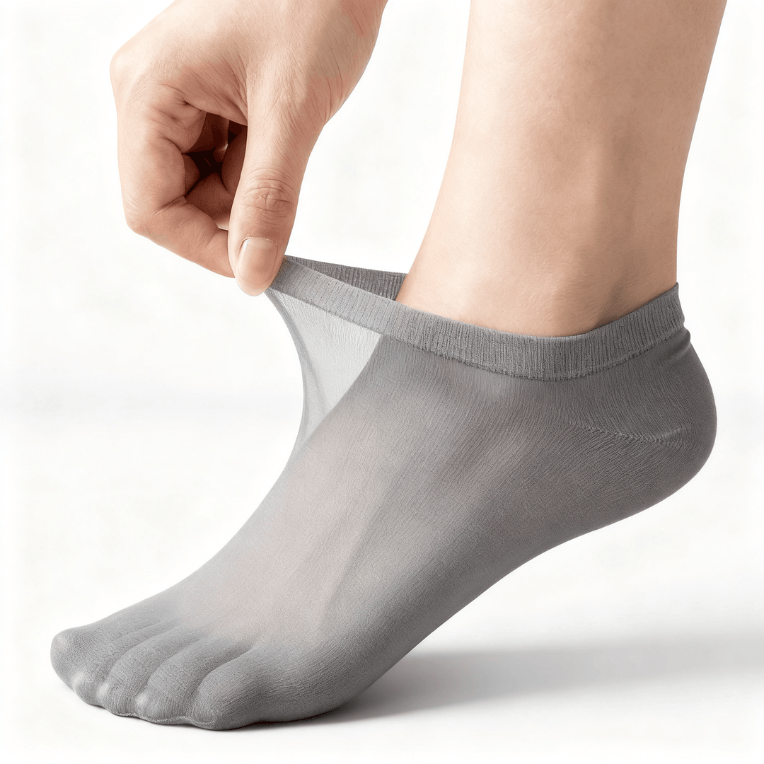 Silkara – Women's Ultra Sheer Non-Slip Invisible Socks Grey