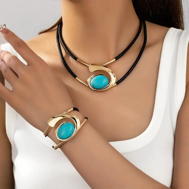 Solmera™ – Boho Necklace and Bracelet Set (1+1 Free)