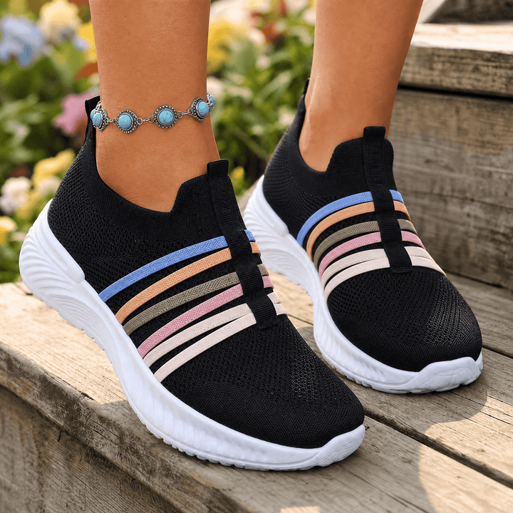 Steplia – Women's Breathable Mesh Slip-On Sneakers Black / 5.5