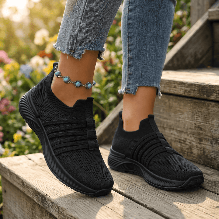 Steplia – Women's Breathable Mesh Slip-On Sneakers Black