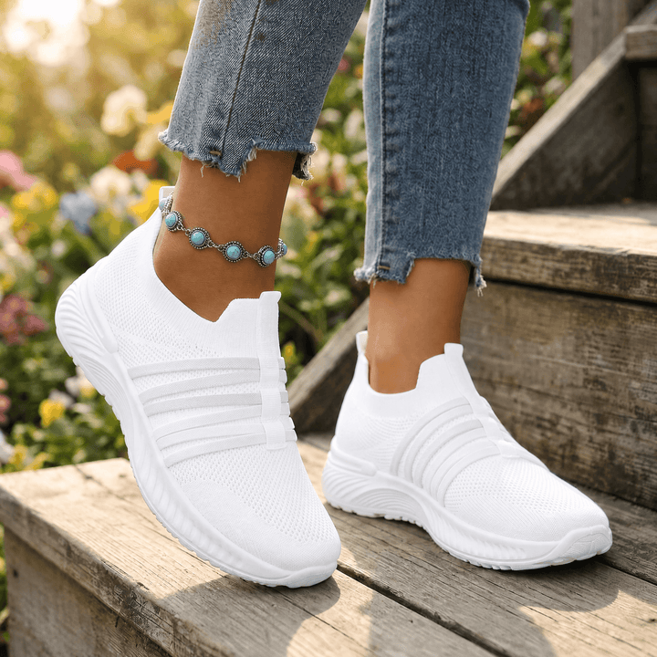 Steplia – Women's Breathable Mesh Slip-On Sneakers White