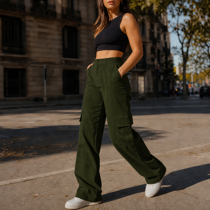 Silhoette – High-Waisted Straight-Leg Cargo Pants