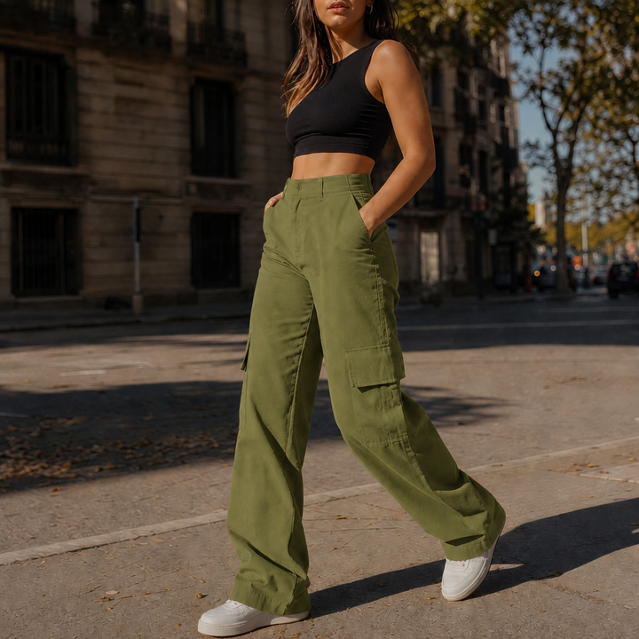 Silhoette – High-Waisted Straight-Leg Cargo Pants