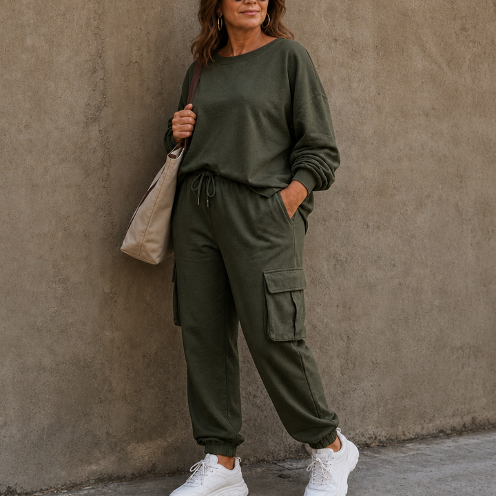 Wearbella – Crew-Neck Top And Cargo Pant Set
