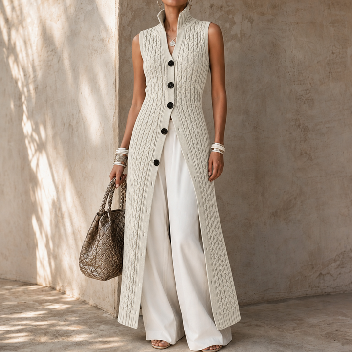 Elara Knit – Cable-Knit Longline Vest