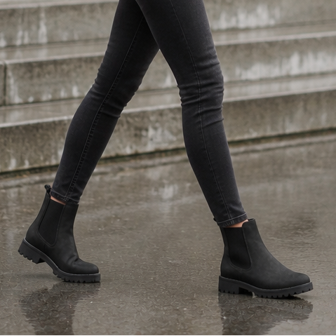 Everstride – Brown Chelsea Ankle Boots