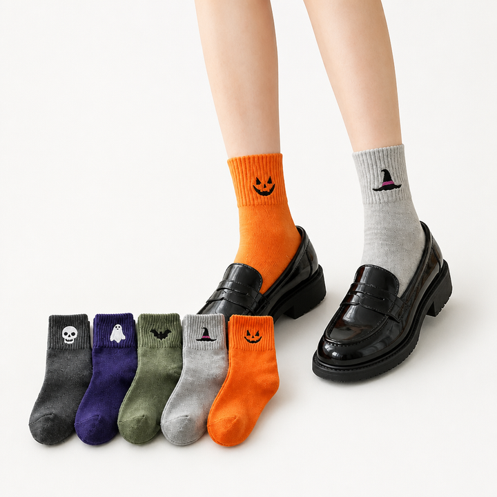 Cuffette – Embroidered Non-Slip Halloween Crew Socks