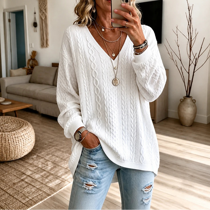 Vela – Loose V-Neck Cotton-Blend Top