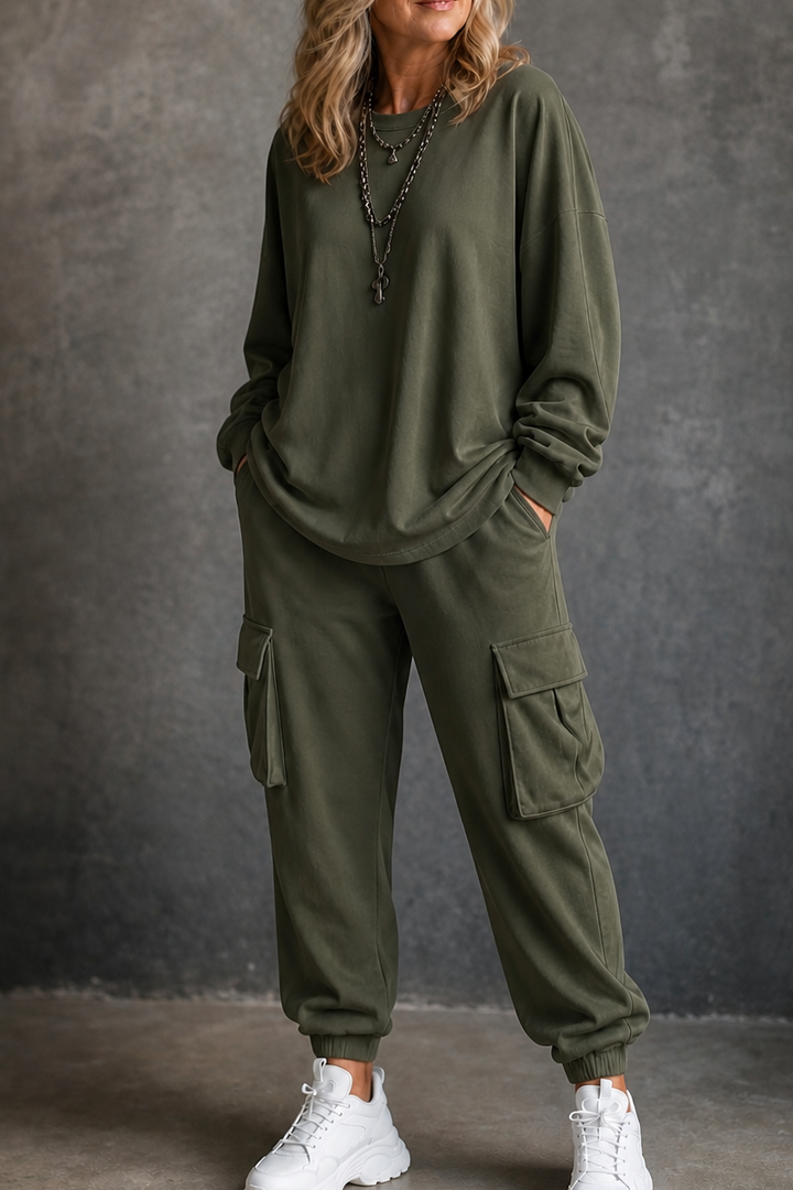 Dayworn – Round Neck Top And Cargo Pants Set