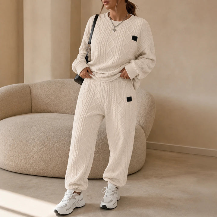 Cable & Co. – Cable-Knit Sweater And Trouser Set