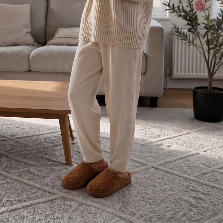 Toastia – Plush Indoor-Outdoor Non-Slip Slippers