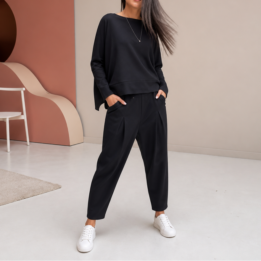 Wearbella – Pleated Wide-Leg Loungewear Set