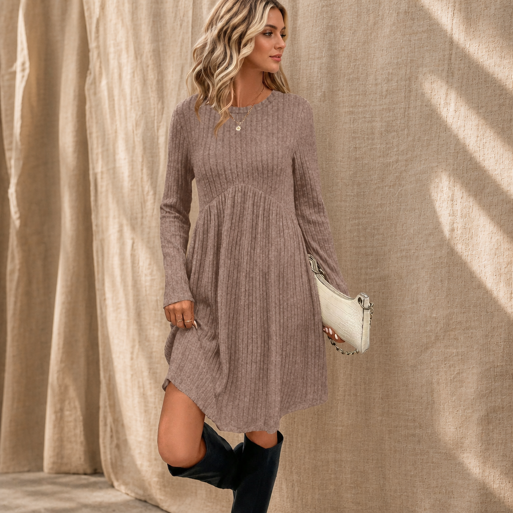 Vivelyn – High-Waisted Ribbed A-Line Midi Dress