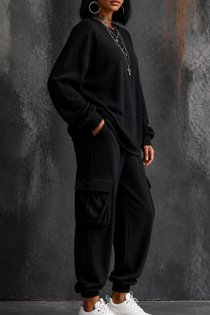 Dayworn – Round Neck Top And Cargo Pants Set
