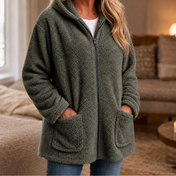 Cozelle – Plush Hooded Oversized Zip-Up Jacket