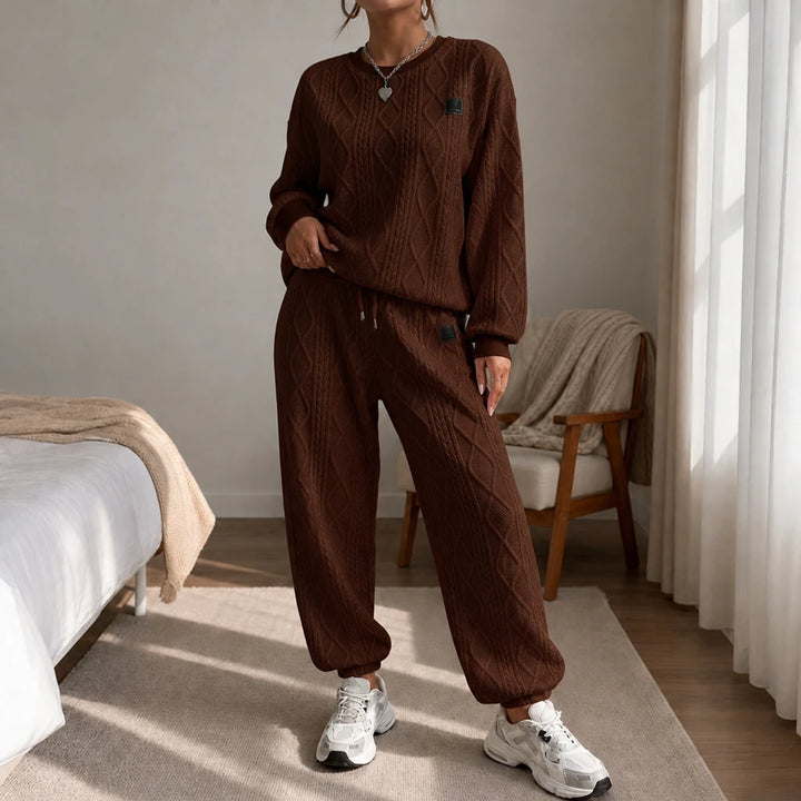 Cablea – Cable-Knit Sweater And Jogger Set