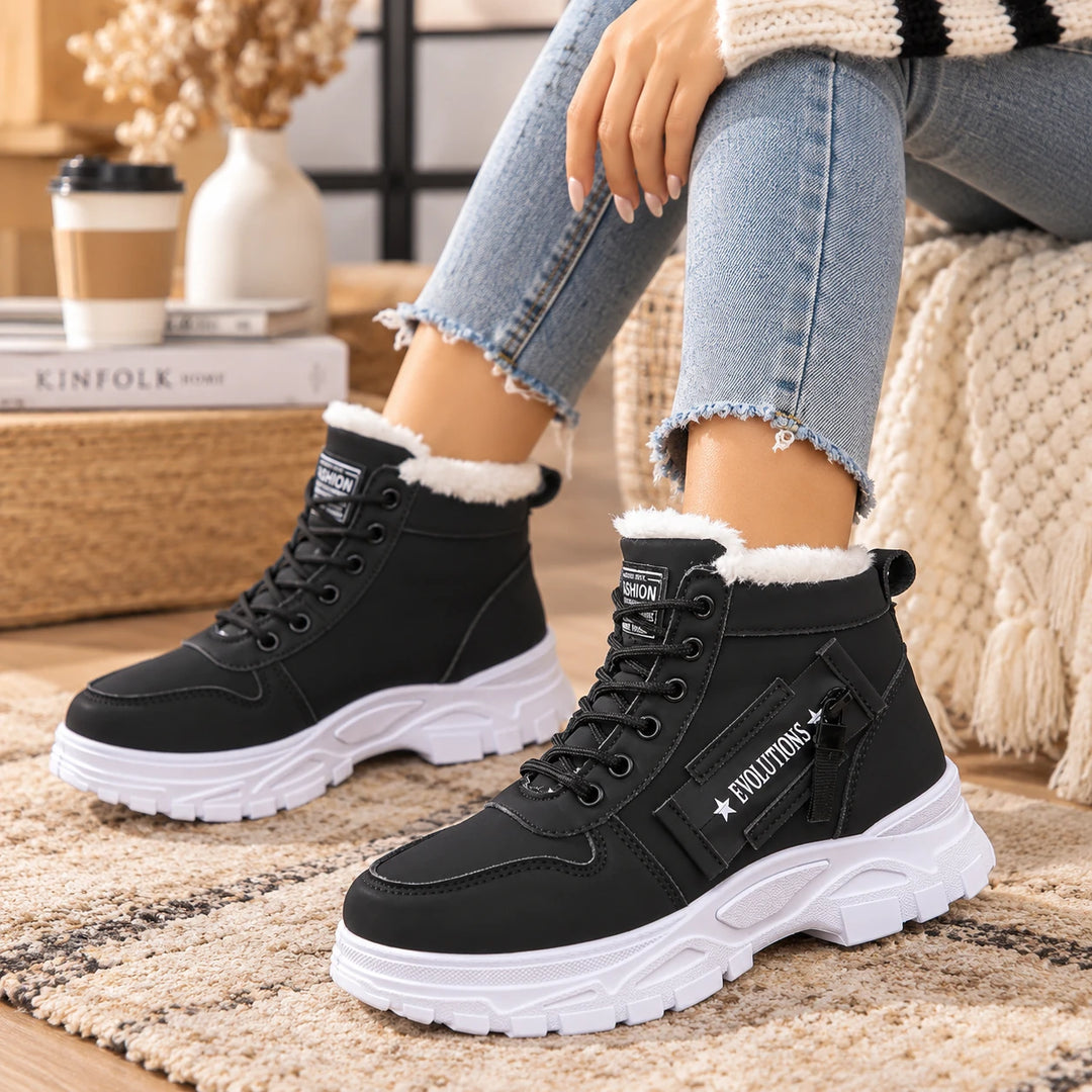 Veluna – Plush-Lined Winter Ankle Boots