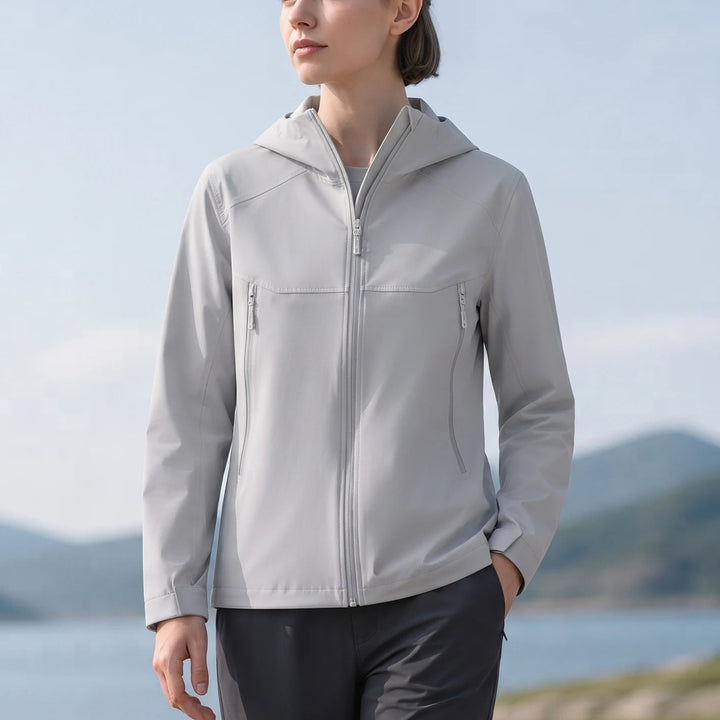 Trailform – Water-Repellent Hooded Softshell Jacket