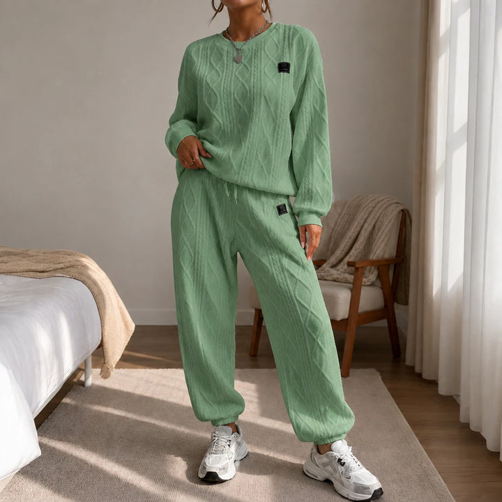 Cablea – Cable-Knit Sweater And Jogger Set