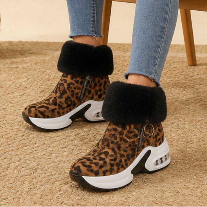 Veluna – Plush Fur-Cuff Chunky Ankle Boots