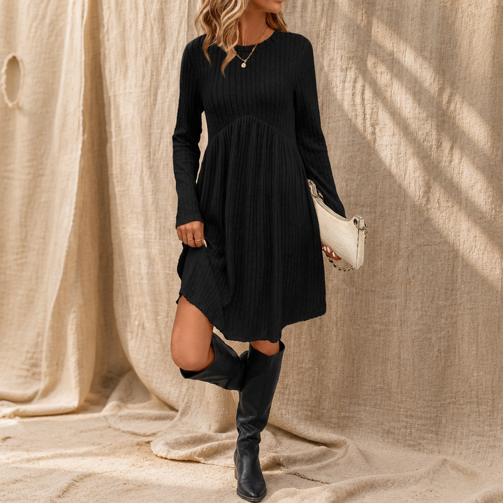 Vivelyn – High-Waisted Ribbed A-Line Midi Dress