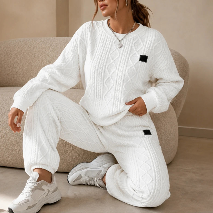 Cable & Co. – Cable-Knit Sweater And Trouser Set