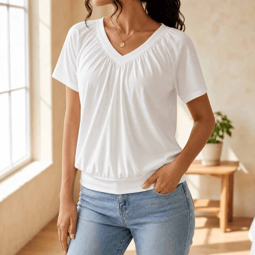 Vivelyn – Women's pleated V-neck blouson top White / S