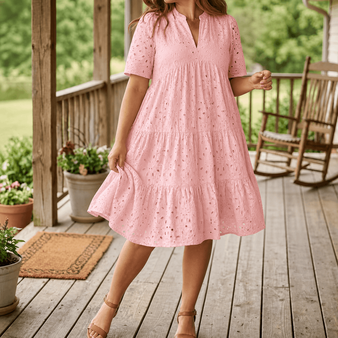 Wearbella – Flowy V-Neck Eyelet Dress for Curvy Fit Soft Pink